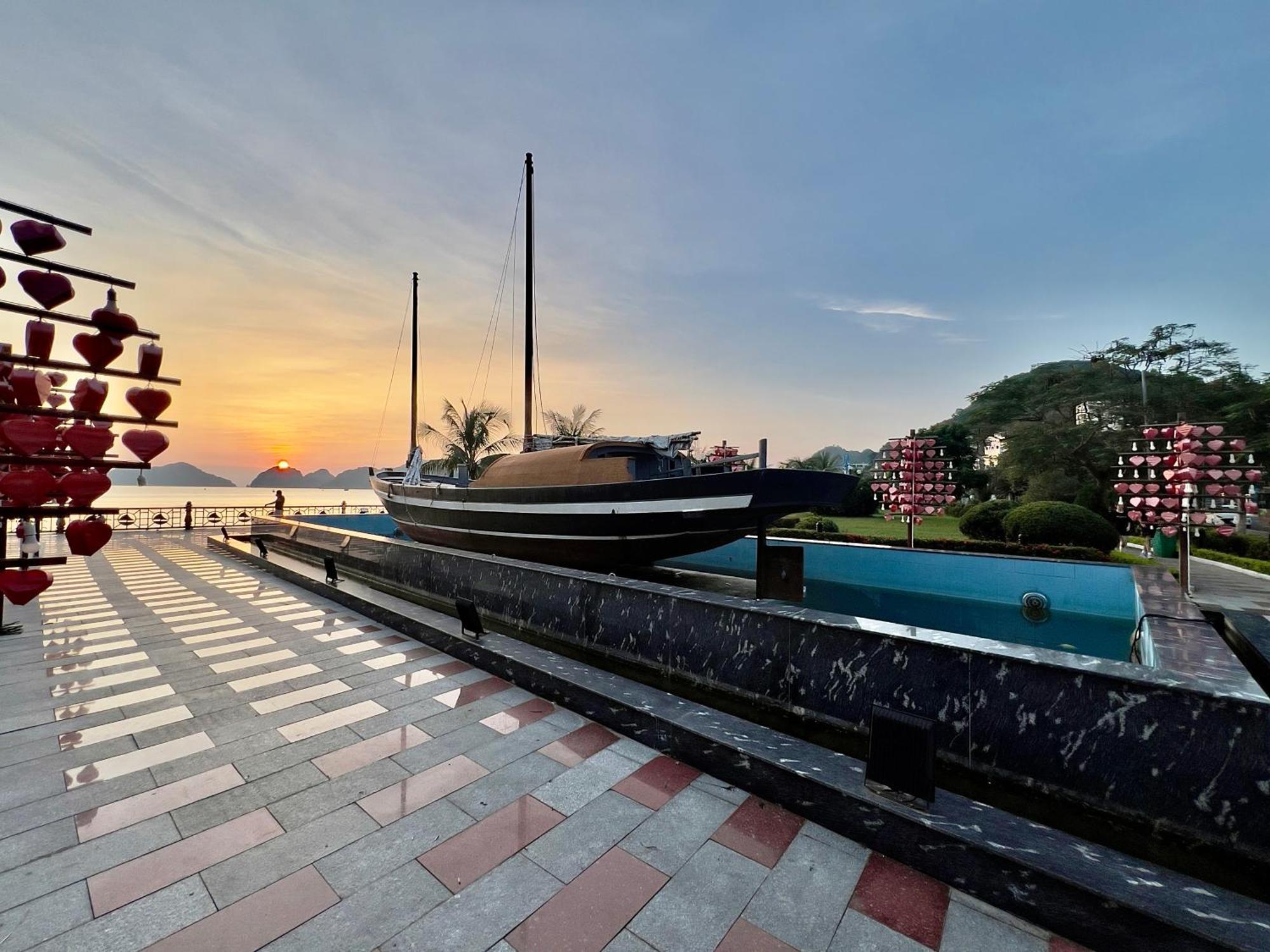 Phoenix Flower Hotel Dong Khe Sau Exterior foto